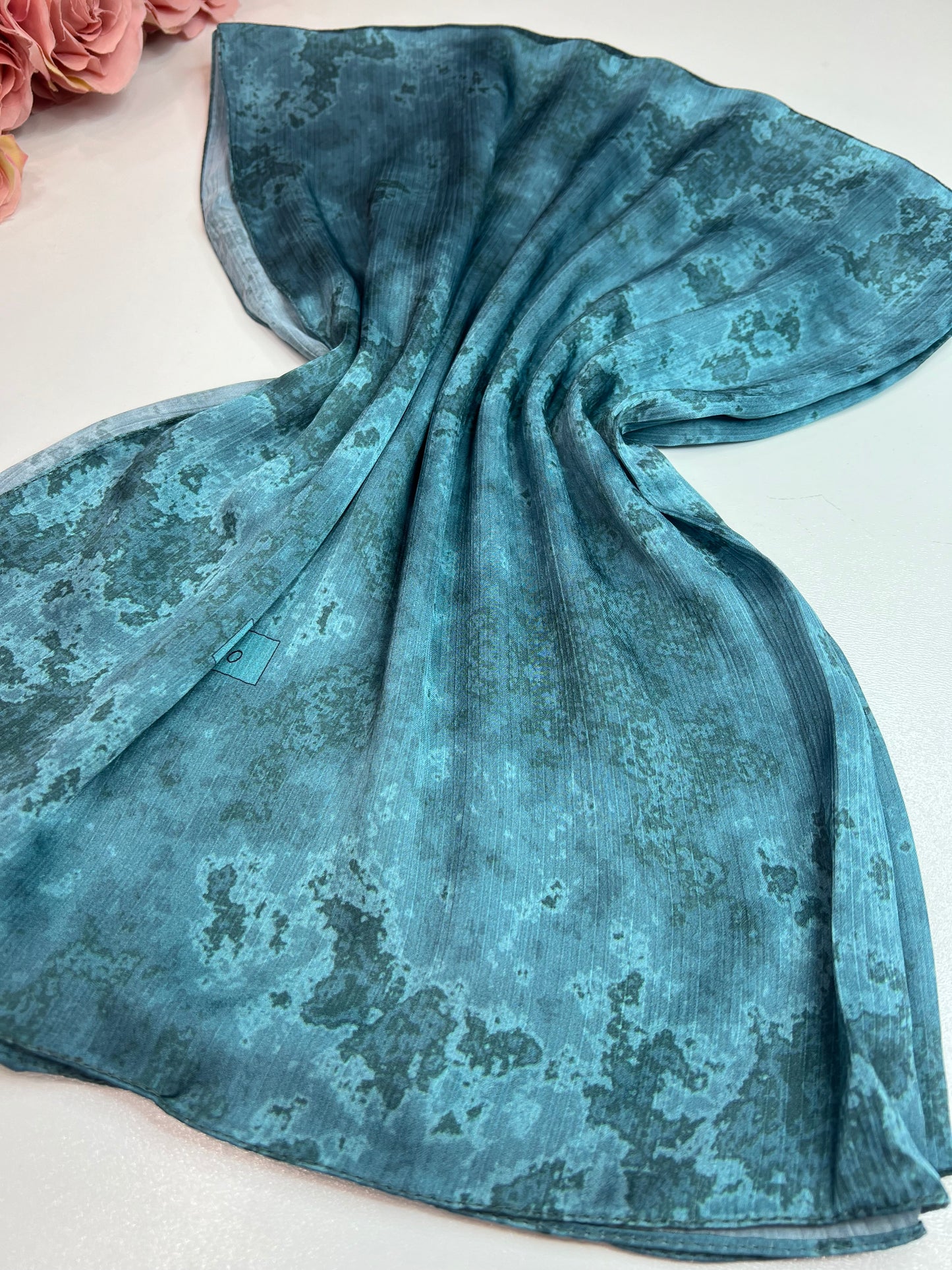 Foulard crépe plissé satiné imprimé lune