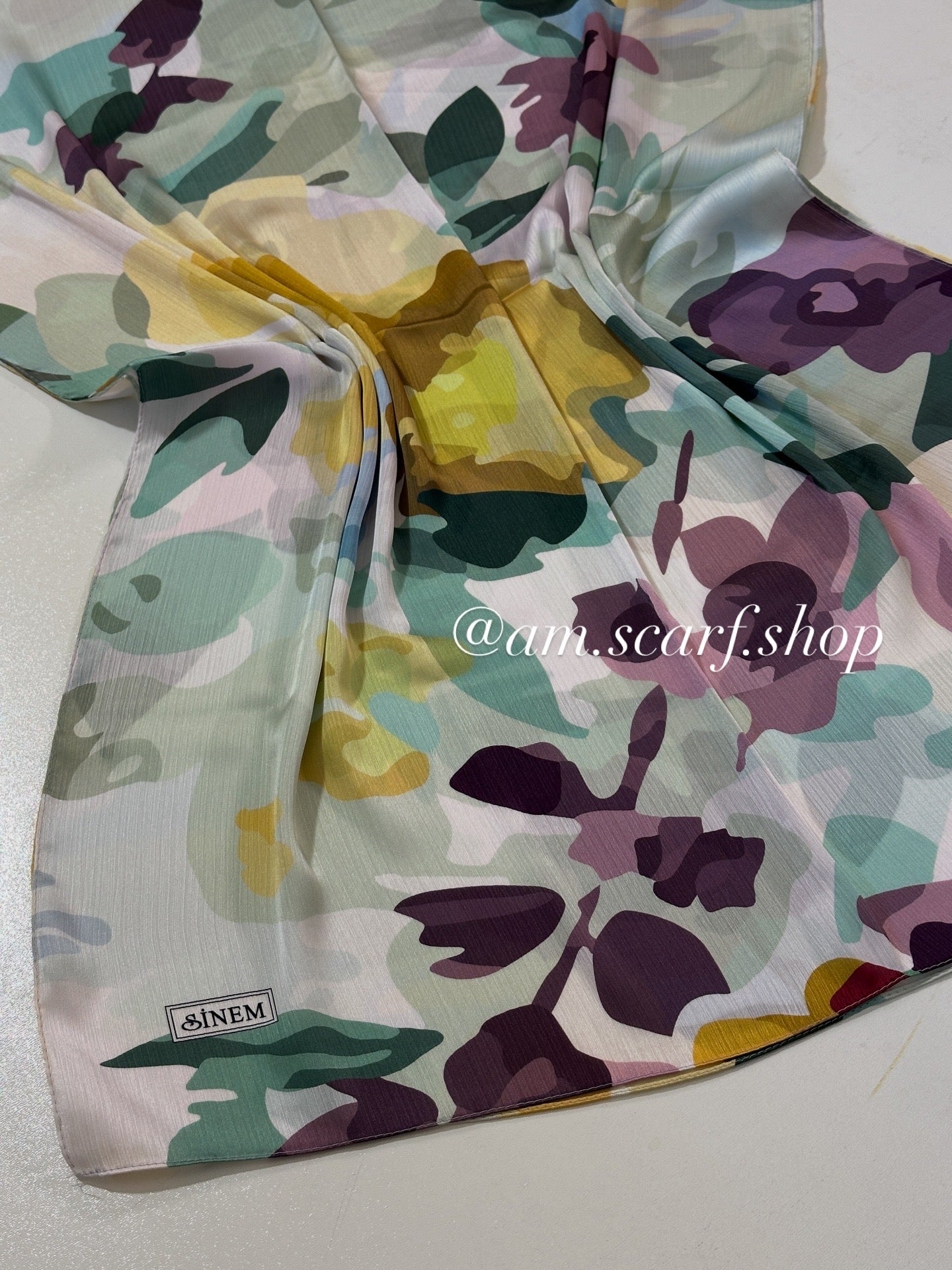 Foulard Crépe Plisser Satiné Imprimée FLORAL