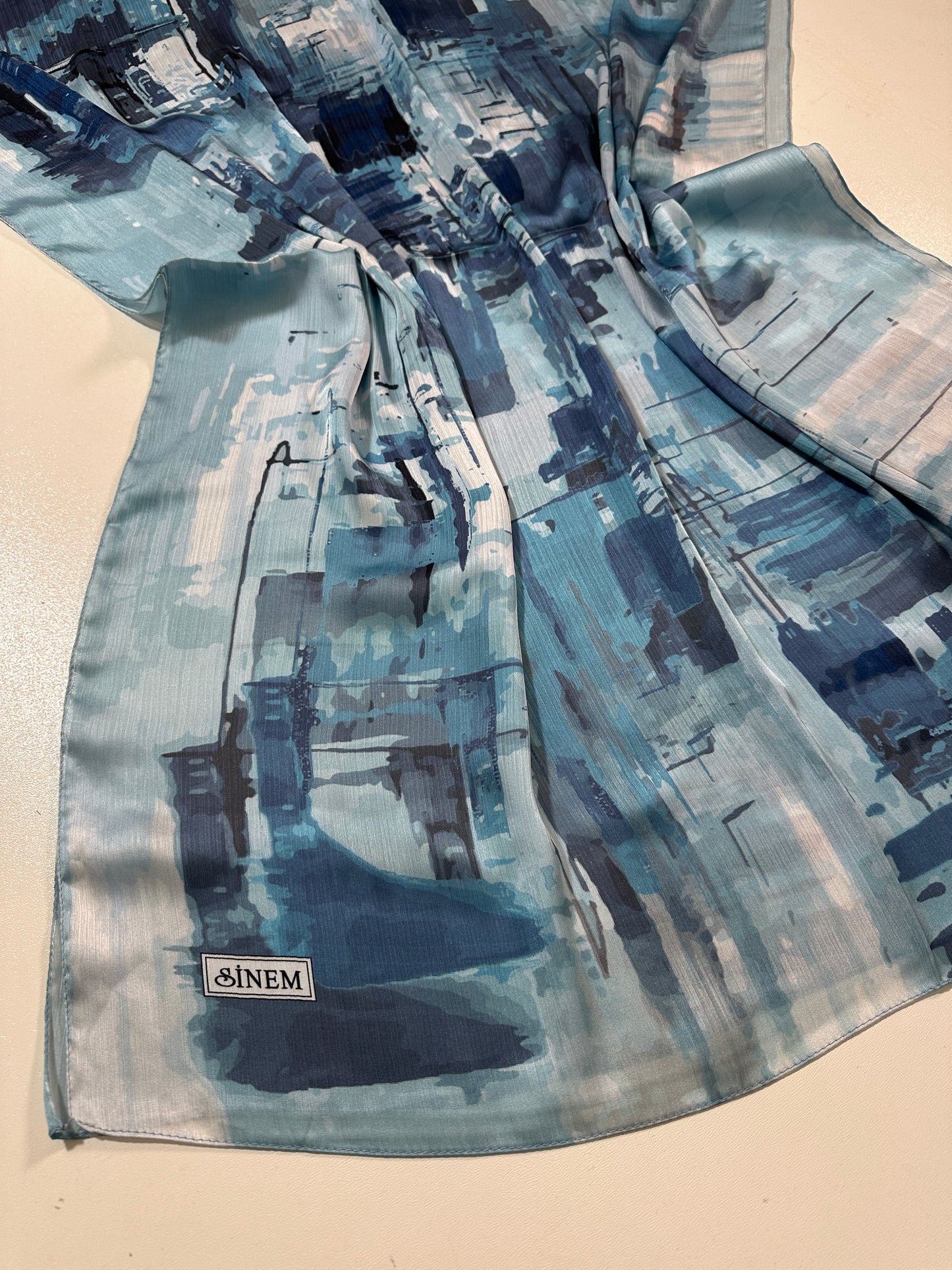 Foulard Crépe Plisser Satiné Imprimée PEINTURÉ