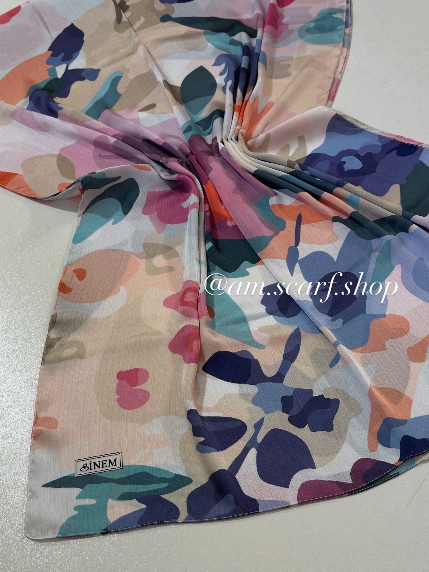 Foulard Crépe Plisser Satiné Imprimée FLORAL