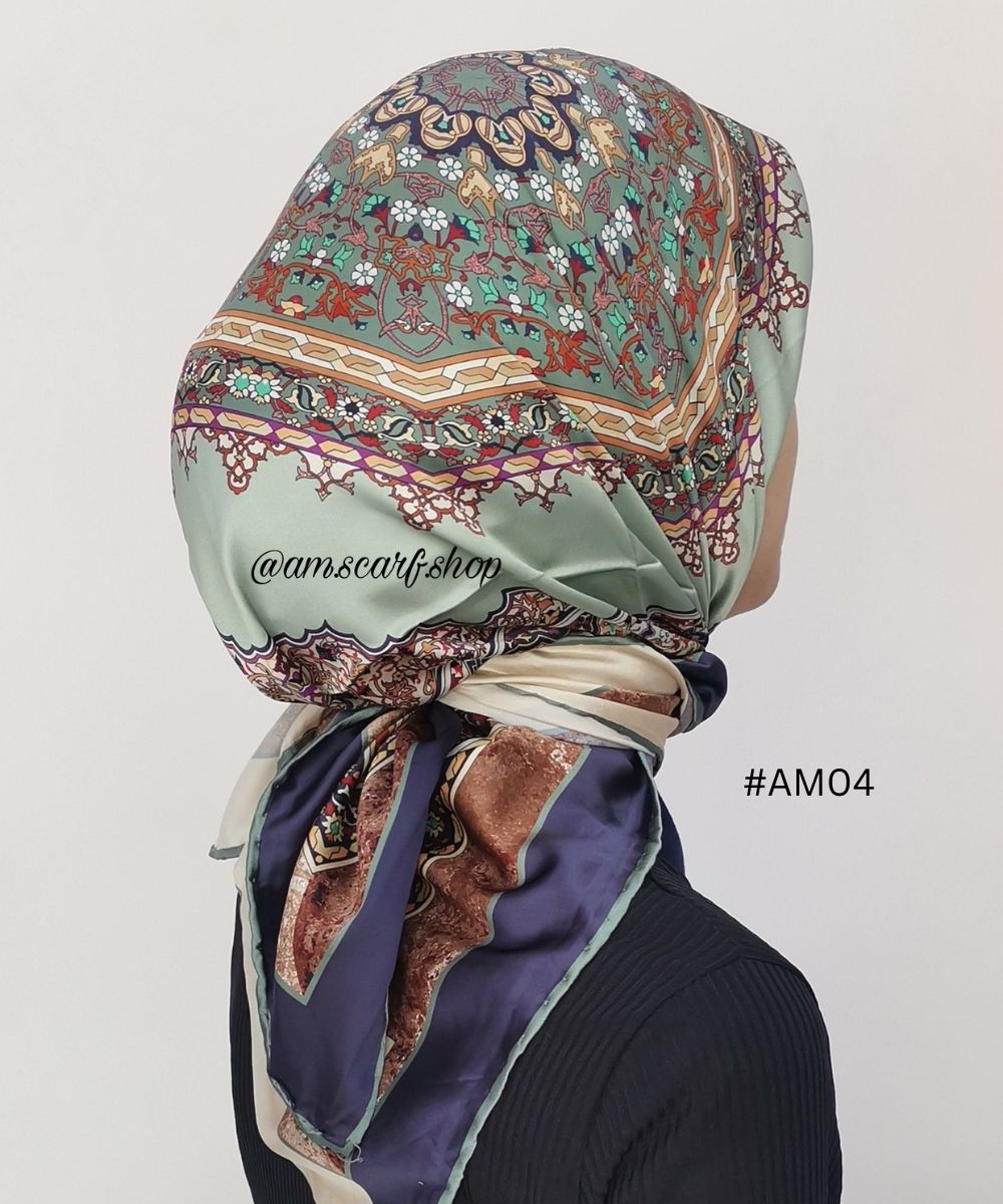 Foulard carré satin modéle 01