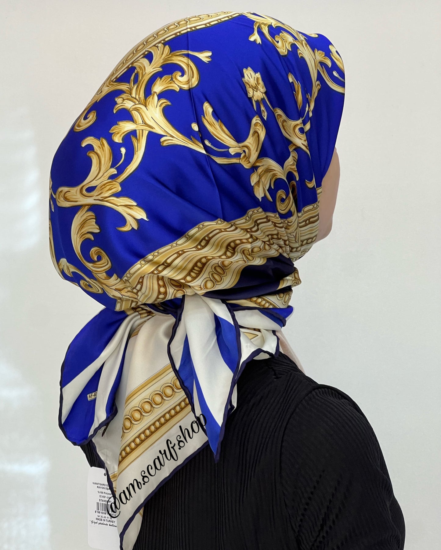 foulard carré satin modèle 09