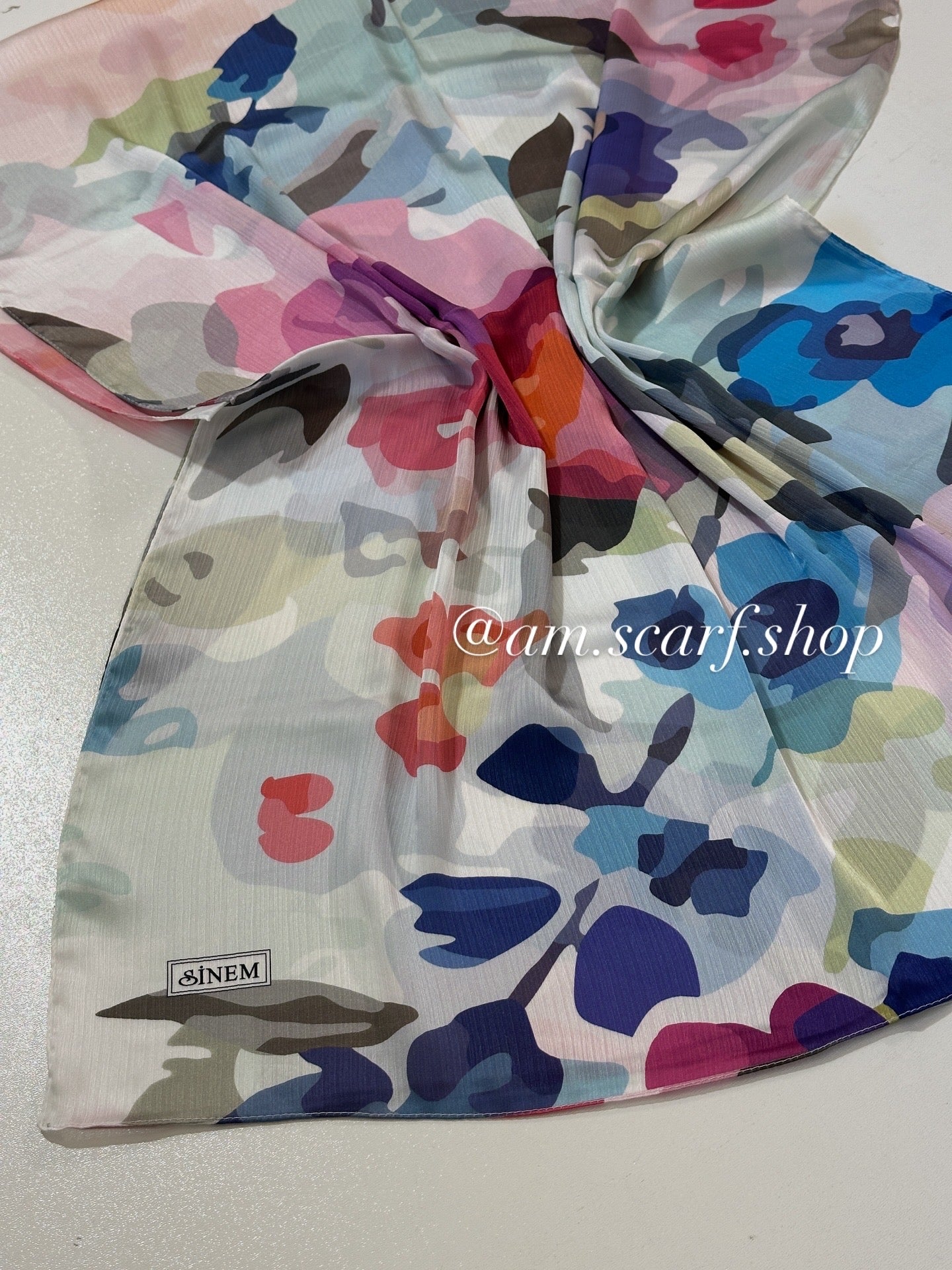 Foulard Crépe Plisser Satiné Imprimée FLORAL