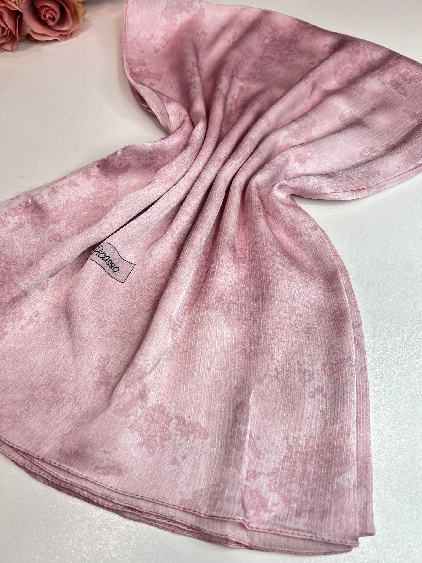 Foulard crépe plissé satiné imprimé lune