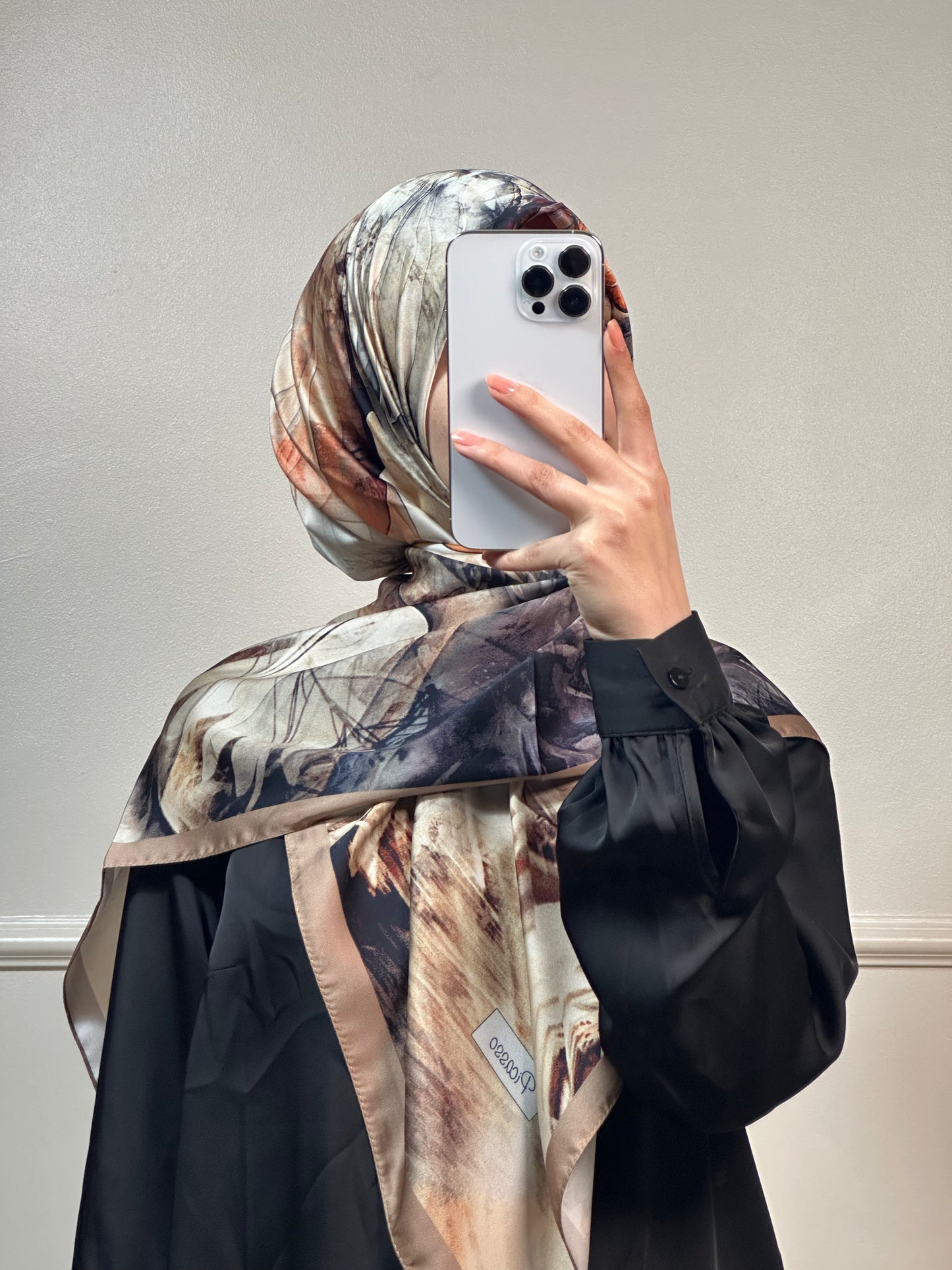 Foulard Picasso Carré Satin 120 Cm